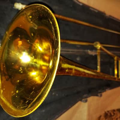 Conn Director Trombone, USA, Brass, Good Condition, with case & mouthpiece image 3