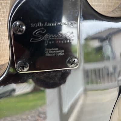 Squier Showmaster HH Skull & Crossbones 2003 - 2004 - Black Metallic / Skull & Crossbones image 9