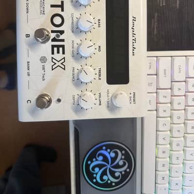 IK Multimedia ToneX Pedal Limited Edition 2024 - White imagen 4