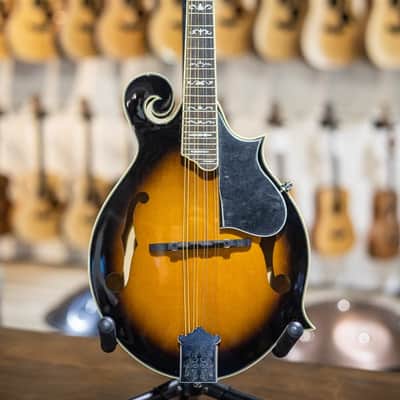 Goldtone GM-35 F-Style Mandolin w/case image 2