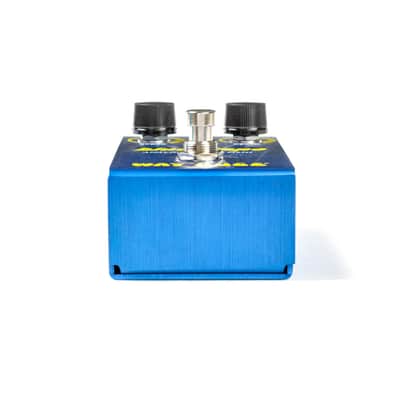Mint Way Huge Smalls Blue Hippo Analog Chorus Guitar Effect Pedal image 4