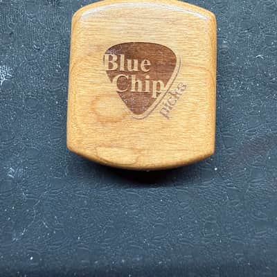 Blue Chip Picks Small pick box image 1