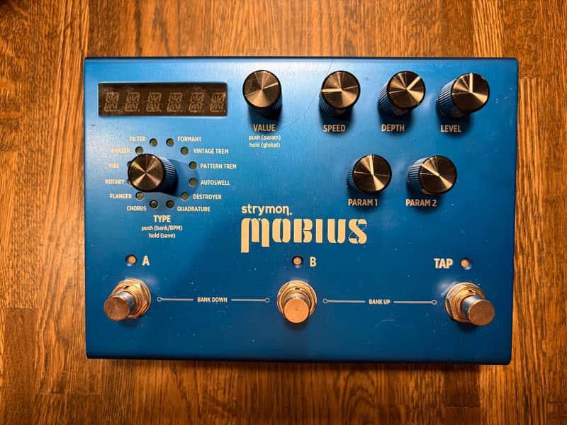 Strymon Mobius