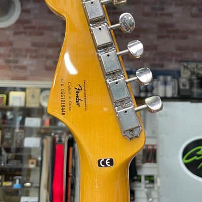 Squier Classic Vibe 50s Stratocaster 2010 - 2 Colour Sunburst image 9