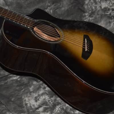 Breedlove Premier Concert Brazilian Rosewood-Adirondack LTD 2025 - Gloss Lacquer image 2