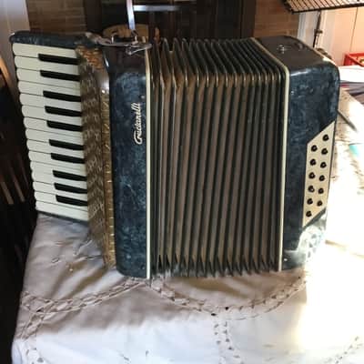 Crucianelli Piano Accordion MM 25 12 - Aqua image 2