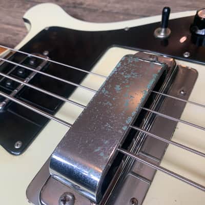 1977 Rickenbacker 4001 Bass in White finish & Hard shell case image 7