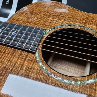Taylor K-22 PRESENTATION 1998 TIME CAPSULE CASE QUEEN 00 Grand Concert American USA Custom Shop Masterbuilt AAAAA FLAME KOA Master Built K22 Acoustic Guitar Presentation Series 1 of 1 RARE Presentation Series image 1