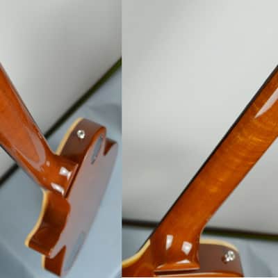 Gibson LES PAUL BASS 2011 Goldtop image 6