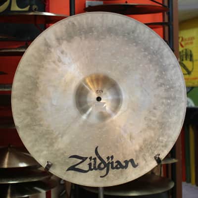 Zildjian 18" K Custom Dark Crash 1354g image 2