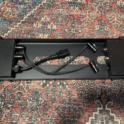 MONO Pedalboard Lite+ w/ side patch bays & Tick 2.0 Case image 4