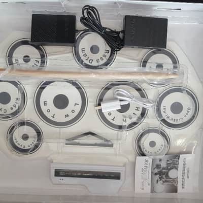 Portable Digital USB Drum set And Game 7 Pads Roll up Silicone Foot Pedal image 2