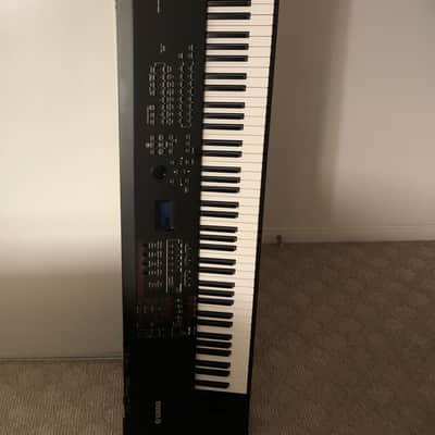 Yamaha S90 XS 88-key Master Keyboard 2009 - Present - Black image 6