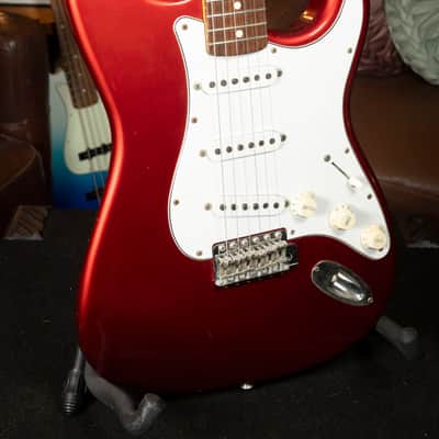 Fender Stratocaster 1999-2000 - Red image 3