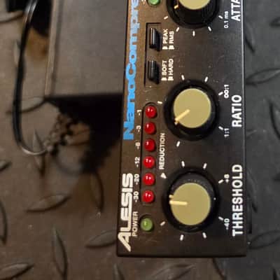 Alesis NanoCompressor with Power Supply Nano Compressor Module image 2