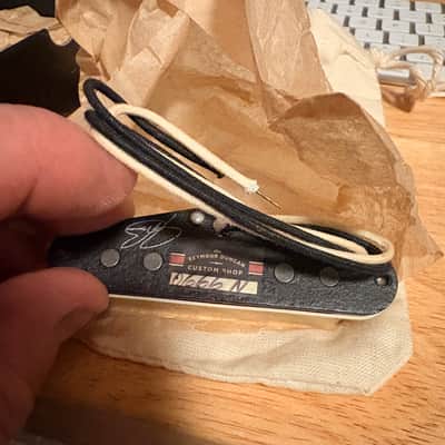 Seymour Duncan Joe Bonamassa  63 Cradle Rock Strat set 2023 - Antique white image 8