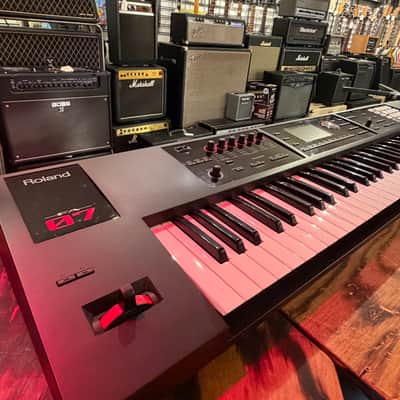 Roland FA-07 76-Key Music Workstation image 3