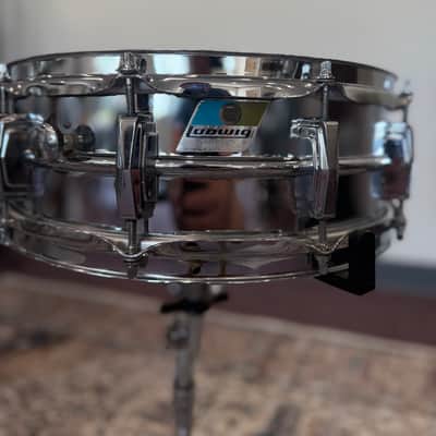 Ludwig No. 400 Supraphonic 5x14" 10-Lug Aluminum Snare Drum with Pointed Blue/Olive Badge 1969 - 1979 - Chrome-Plated image 2