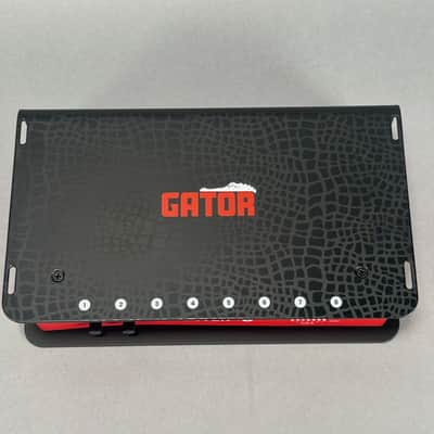 Gator GTR-PWR-8 Pedalboard Power Supply (New Open Box) image 10