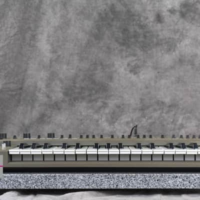 Roland SH-101 Gray Vintage Monophonic Synthesizer in Good condition image 3