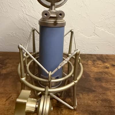 Blue Bluebird Large Diaphragm Cardioid Condenser Microphone 2010s - Blue image 4