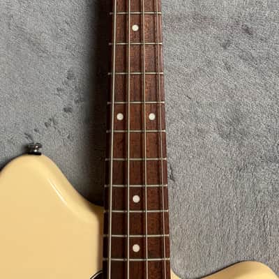Ibanez TMB100 Talman Bass Ivory Short Scale Active PJ Bass Guitar Clean image 5