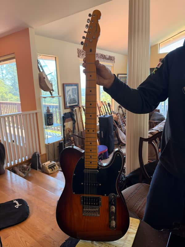 Fender Deluxe Nashville Telecaster 2014 with Brown Sunburst