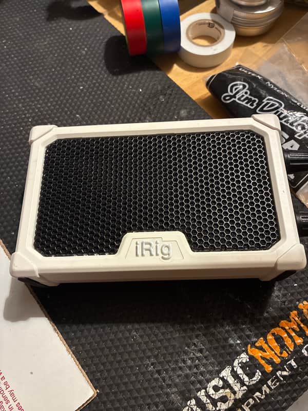 IK Multimedia iRig Nano Amp Mobile Guitar Amplifier 2010s - Black image 1