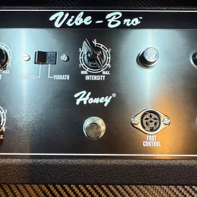 Shin-Ei Vibe Bro, Chorus/Vibrato 2010s Replica of the 60's Vintage Uni-Vibe Pedal with Shin-Ei Speed Control Pedal image 6
