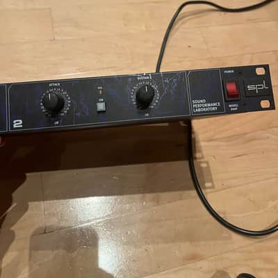 SPL 9946 Transient Designer 2 Dynamics Processor 2001 - 2015 - Black w/ Blue Lightning image 8