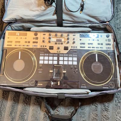 Pioneer DJ DDJ-REV7 (2022-present model) Professional DJ Controller - Excellent Condition + Custom Gig Bag & Dust Cover image 4