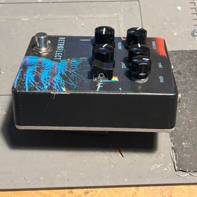 Glowfly Retroflect lofi tape sim delay image 4