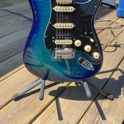 Fender Player Stratocaster HSS Plus Top with Maple Fretboard 2019 - 2021 - Blue Burst image 1