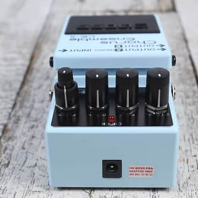 Boss CE-5 Stereo Chorus Ensemble Pedal Electric Guitar Chorus Effects Pedal image 21