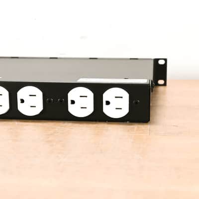 Middle Atlantic PD-915R-PL 9-Outlet Rackmount Power Distribution Unit CG013XC image 6