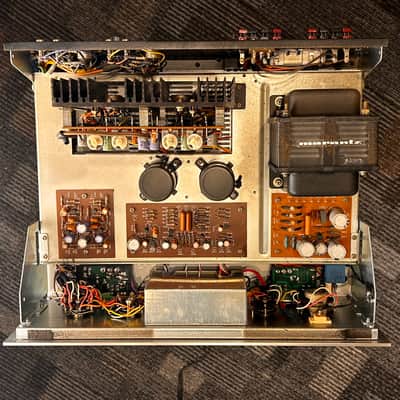 Marantz Model 1040 Vintage HiFi Console Integrated Amplifier image 12