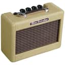 FENDER Mini 57er Twin-Amp 15Watt/2x2Zoll Fängt das Flair der 50er Jahre Fender-Ära ein!