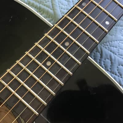 Washburn acoustic guitar 1995 Black Dreadnought D10B image 3