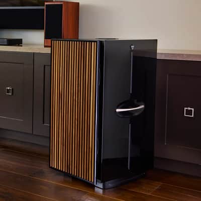 REL 212 Black Label - Active Subwoofer - NEW! image 9