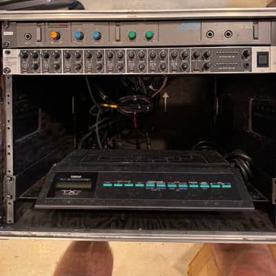 Behringer Eurorack Pro RX1602 16-Input Line Mixer 2010s - Standard image 3