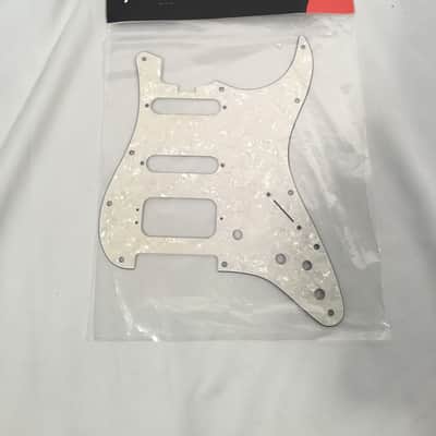 Fender 099-2192-005 American Elite Stratocaster HSS 11-Hole Pickguard 4-Ply 2010s - White Moto image 1