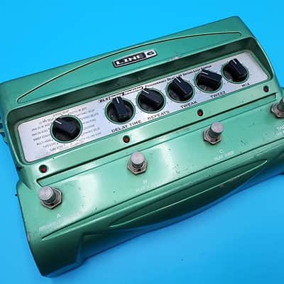 Line 6 DL4 Delay Modeler Guitar Bass Effect Pedal Vintage Delay & Echo Stomp image 9