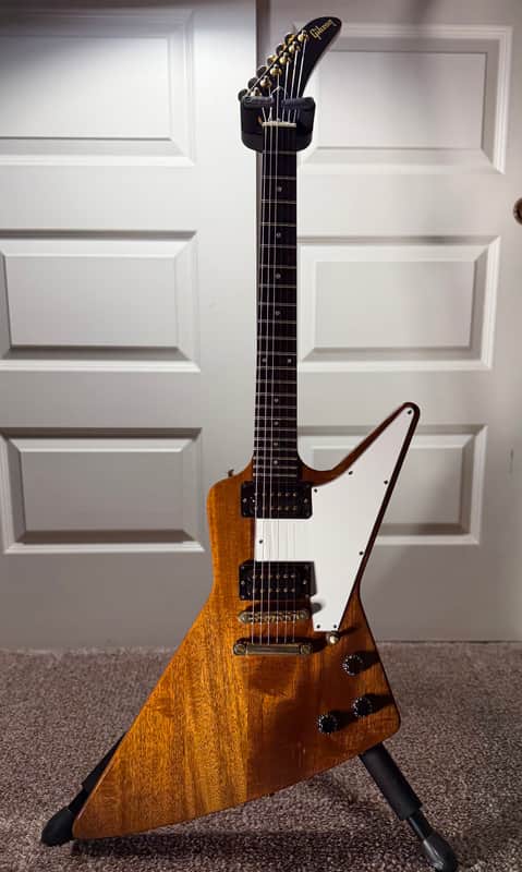 Gibson 1986 Explorer 83 with Triangle Knob Layout - Natural