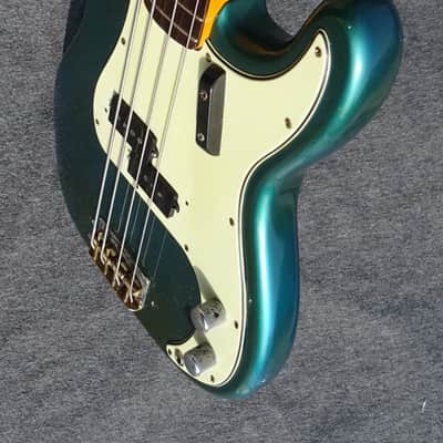 Fender Precision Bass 1963 - Lake Placid Blue - Custom Color image 7