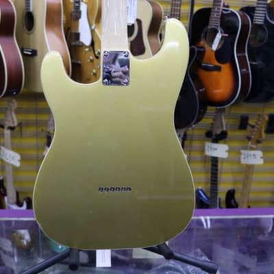 Squier Paranormal Custom Nashville Stratocaster with Laurel Fretboard 2023 - Present - Aztec Gold image 6