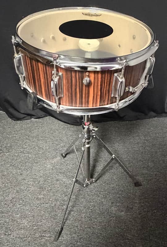 Griffin Snare Drum – 14" x 5.5" Wood Shell 8 Tuning Lugs with Drum Felt and Stand image 1