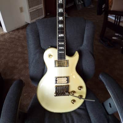 Aria Pro II PE Supra 1985, aged pearl white, MIJ Japan, Kahler