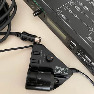 Roland GR-50 and Roland GK-2 Pickup (Bundled!) Vintage Guitar Synthesizer….Cable included!