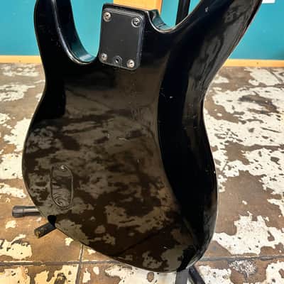 Peavey Forum Bass Guitar black image 8