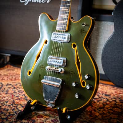 Fender Coronado II with Tremolo, Rosewood Fretboard 1967 - Extremly Rare Custom Color Charcoal Frost image 2